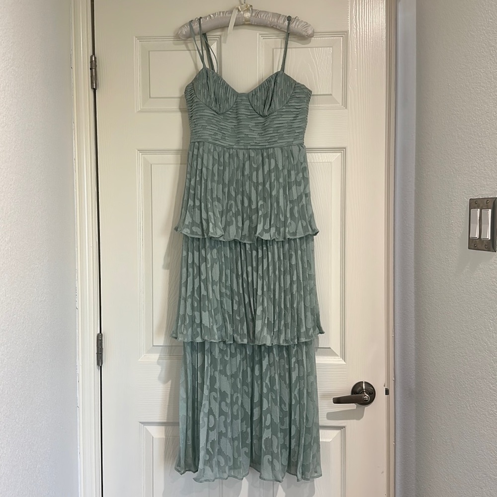Gianni Bini Mint Green Tiered Midi Dress
